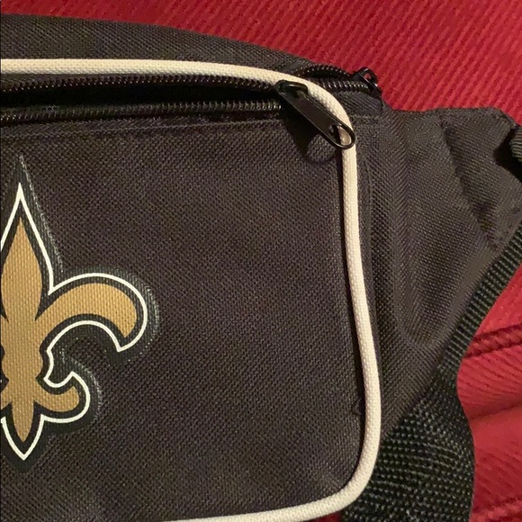 Authentic Unused NFL Saints Fanny Pack - Picture 12 of 13